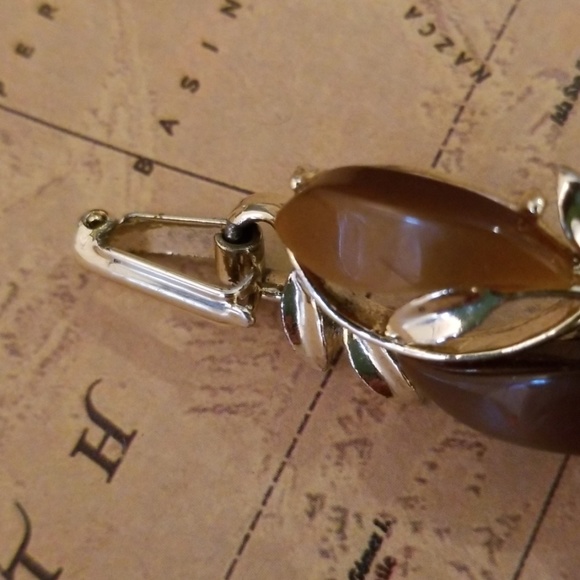 Vintage Bakelite Bracelet & Earrings set - Picture 5 of 7